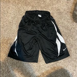 🟢 Nike Shorts